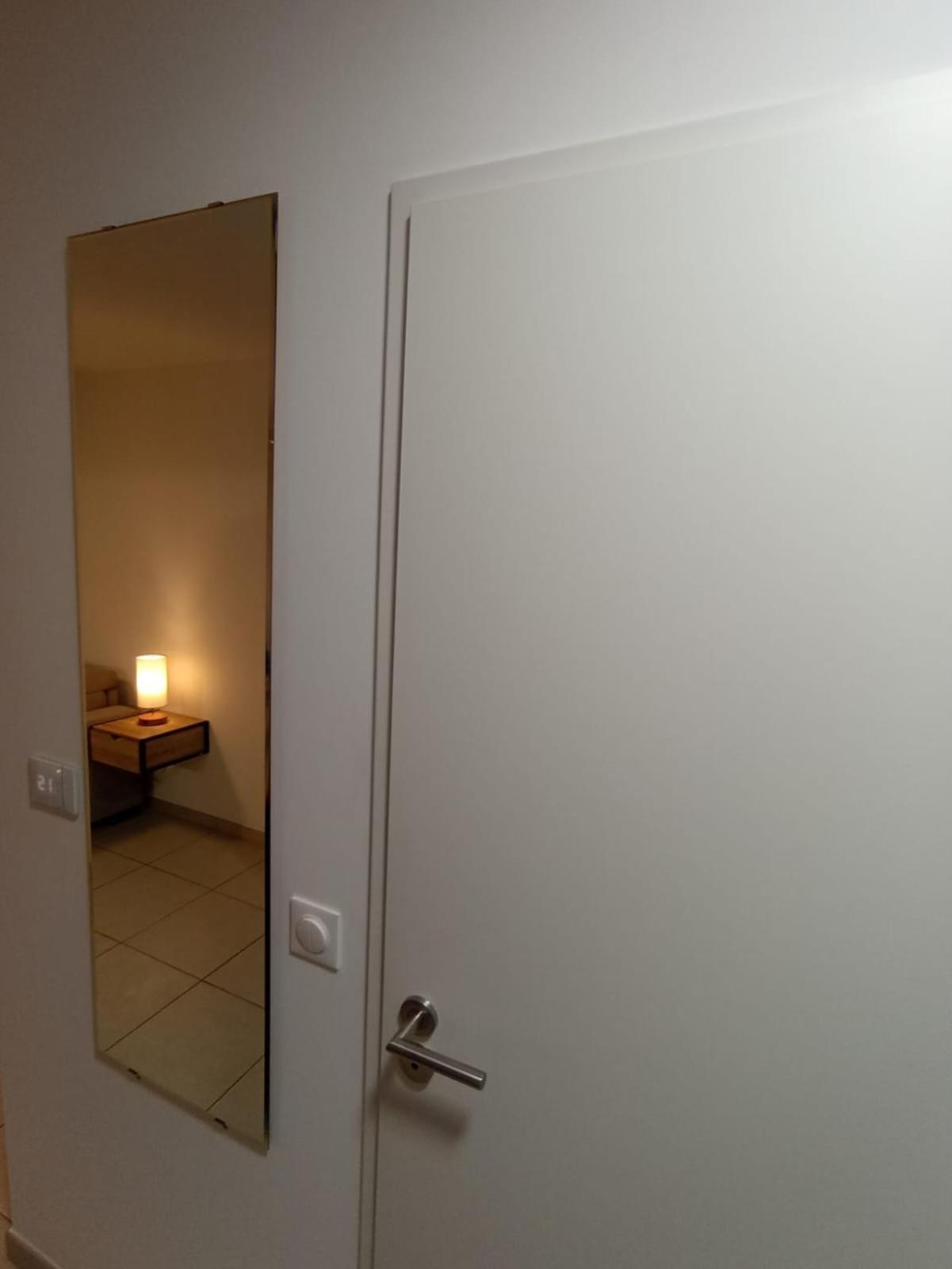 Studio Avec Parking Prive, Piscine Plage 300M أنتيب المظهر الخارجي الصورة