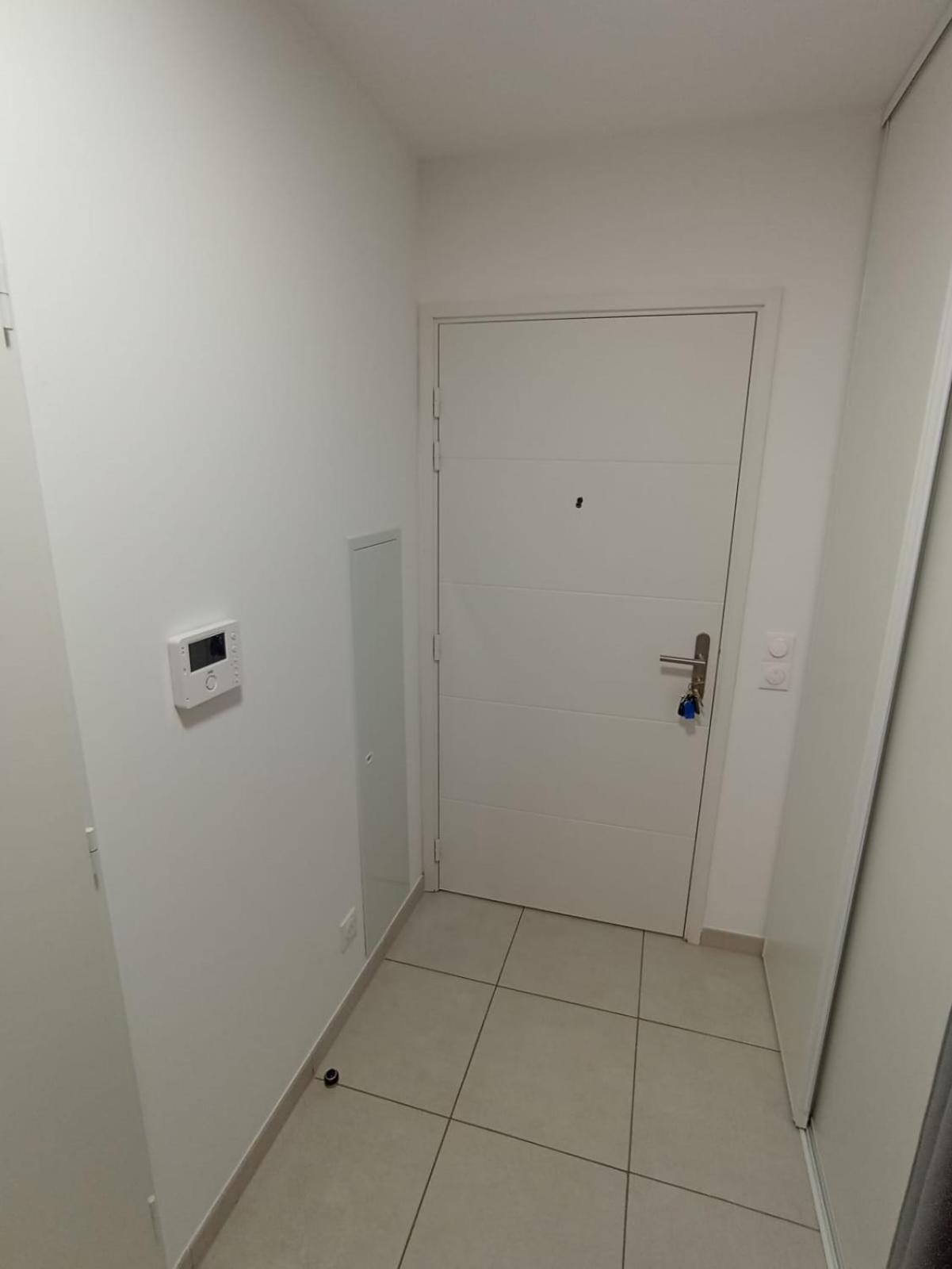 Studio Avec Parking Prive, Piscine Plage 300M أنتيب المظهر الخارجي الصورة